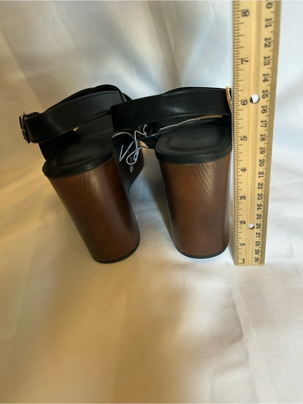Universal Thread Black Crisscross Wedge Sandals with Brown Platform
